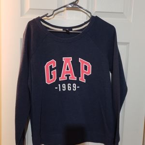 Gap sweatshirt
